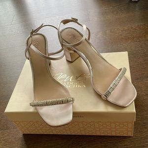 JEWEL BADGLEY MISCHKA
Women's Charlee Embellished Sandal champagne satin